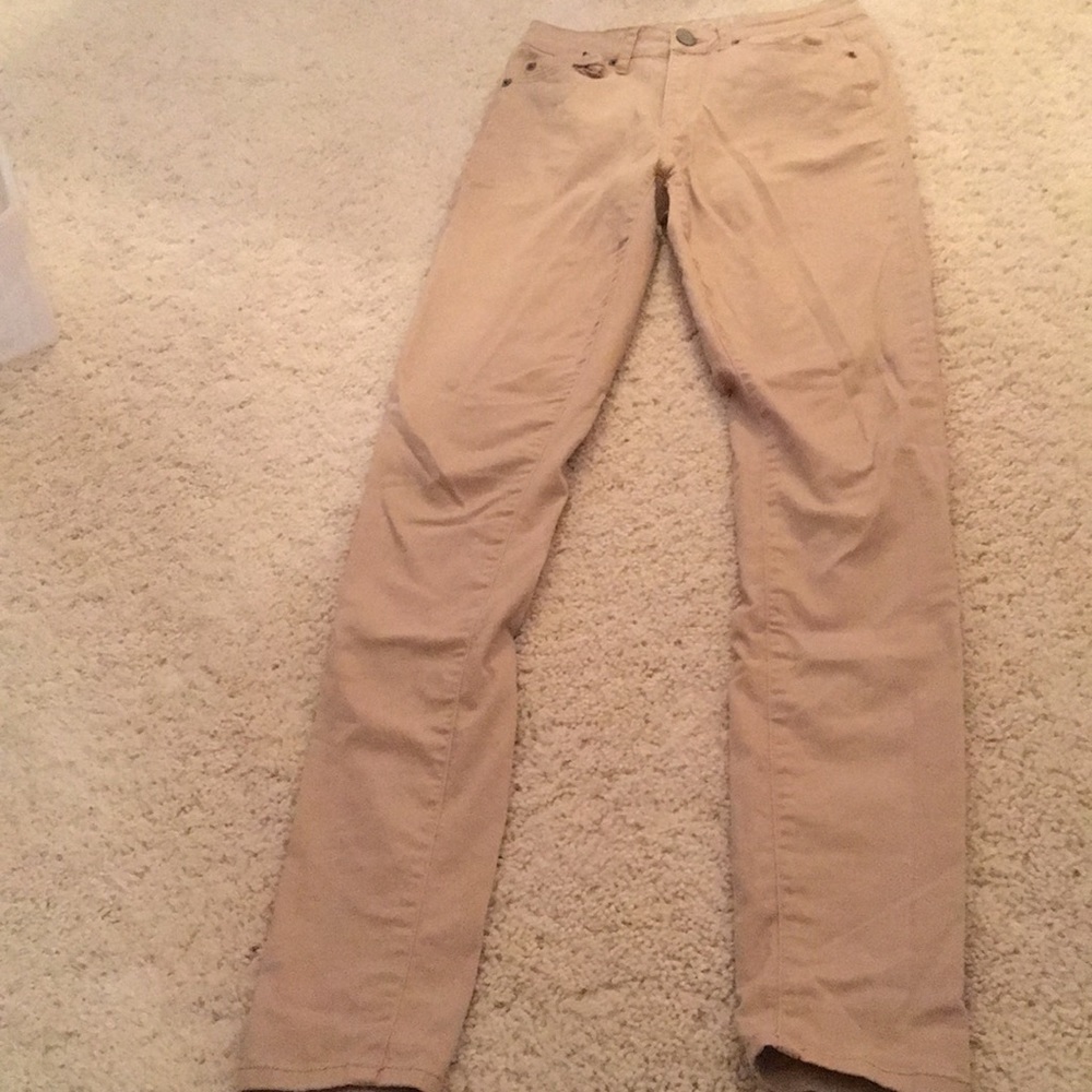 Khaki skinny pants
